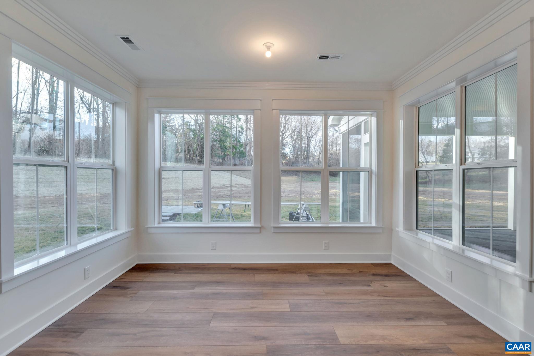 11 EAGLE VIEW