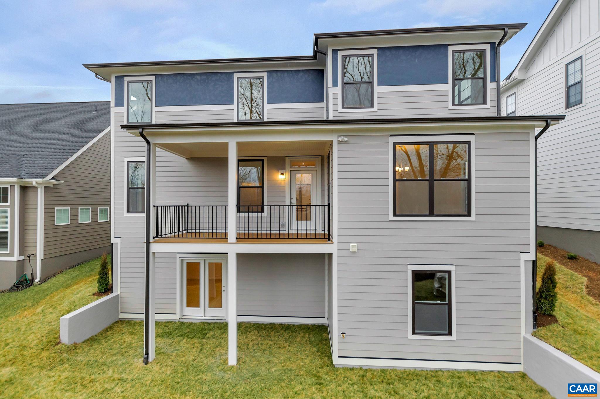 222 BISHOPGATE LN