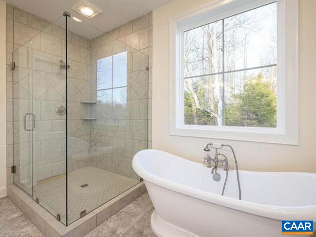 6 JEREMIAH CT Unit: Lot 6