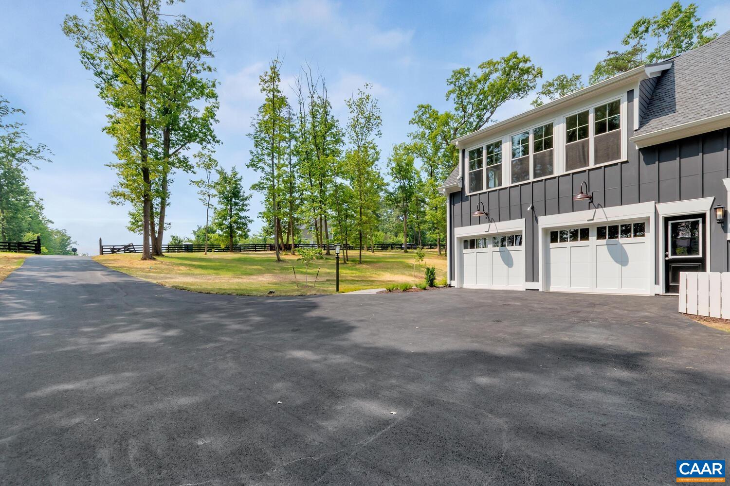 3575 CARROLL CREEK RD
