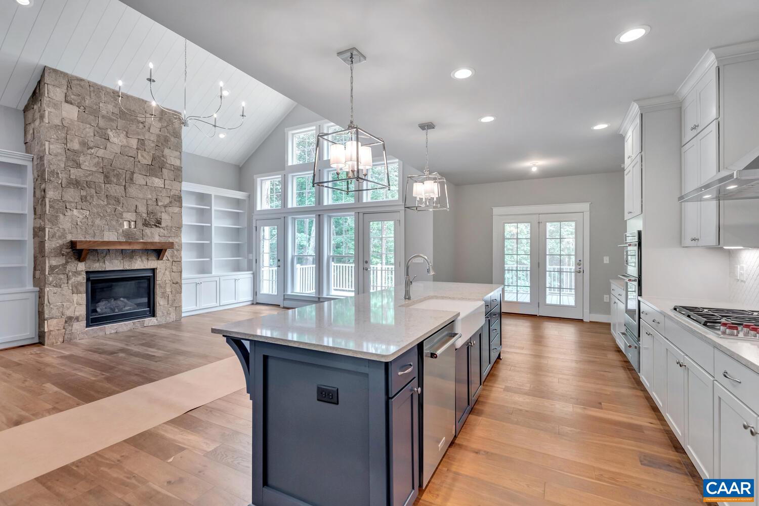 3575 CARROLL CREEK RD