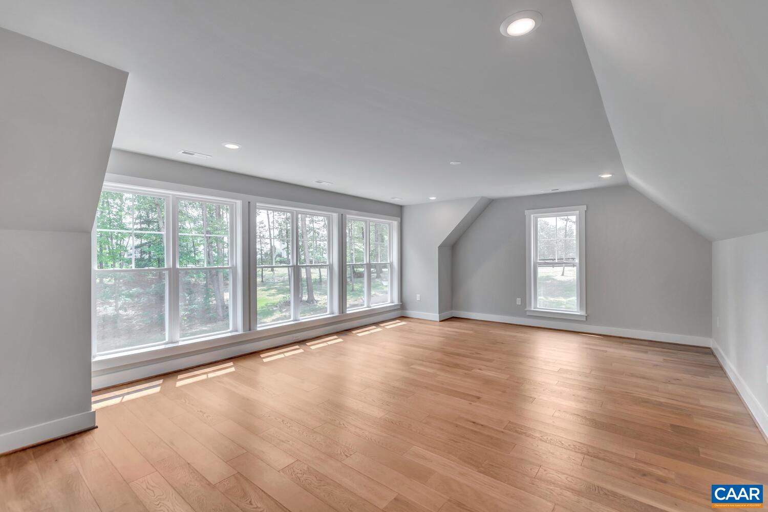 3575 CARROLL CREEK RD