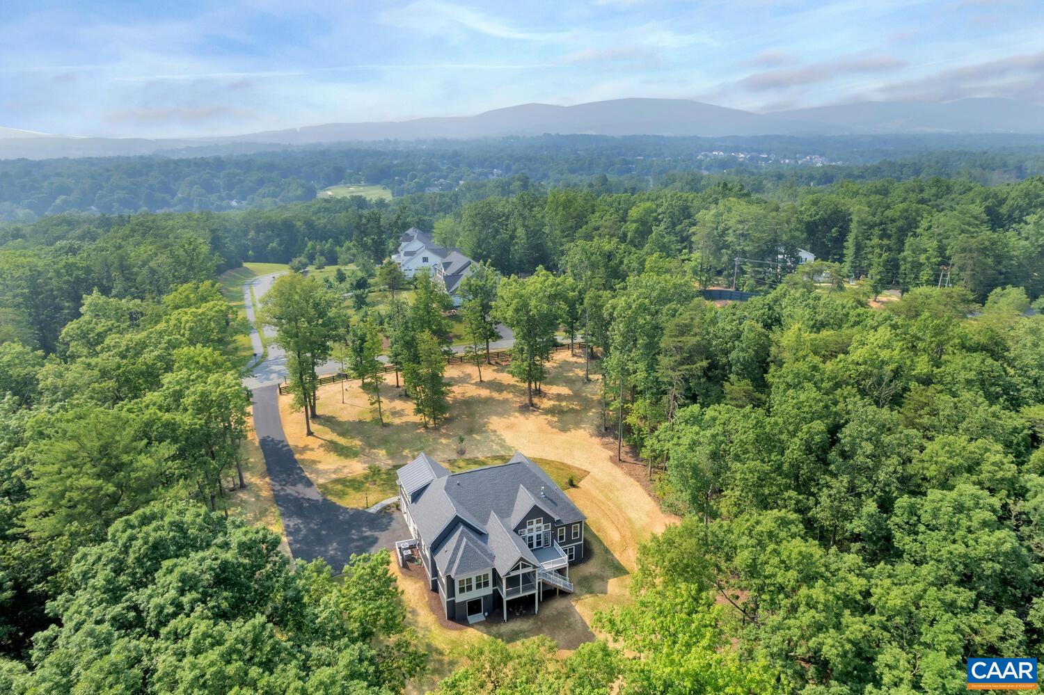 3575 CARROLL CREEK RD