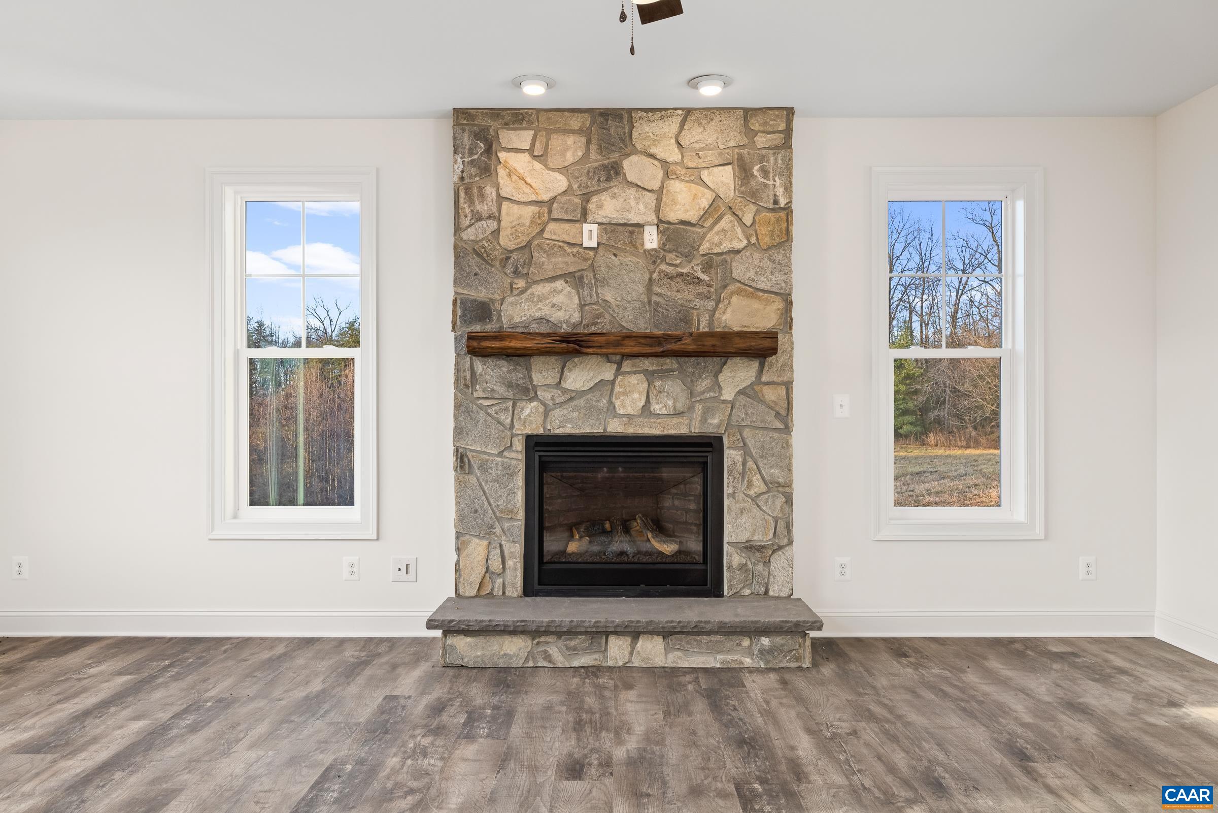 755 VISTA HEIGHTS DR Unit: Lot 8