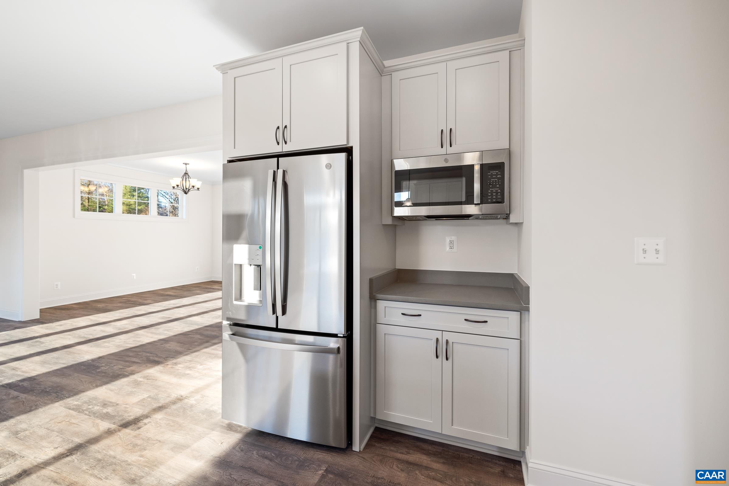 755 VISTA HEIGHTS DR Unit: Lot 8