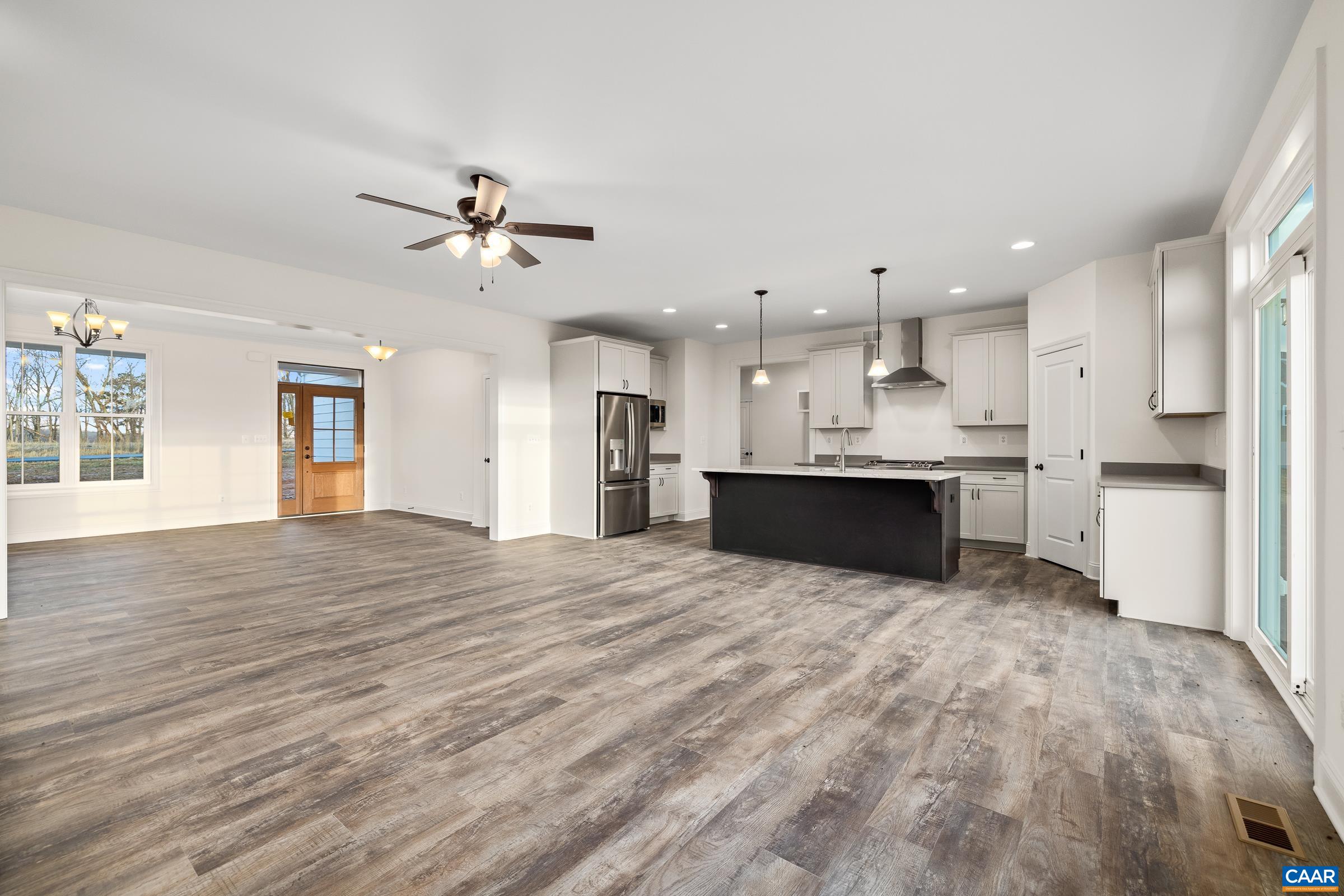 755 VISTA HEIGHTS DR Unit: Lot 8