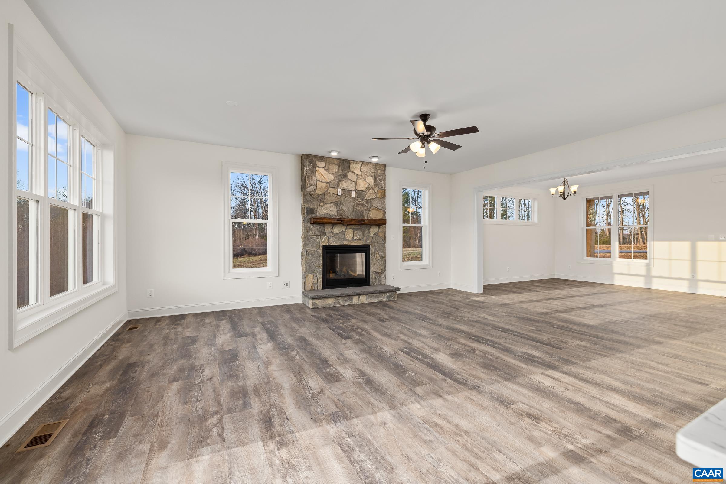 755 VISTA HEIGHTS DR Unit: Lot 8