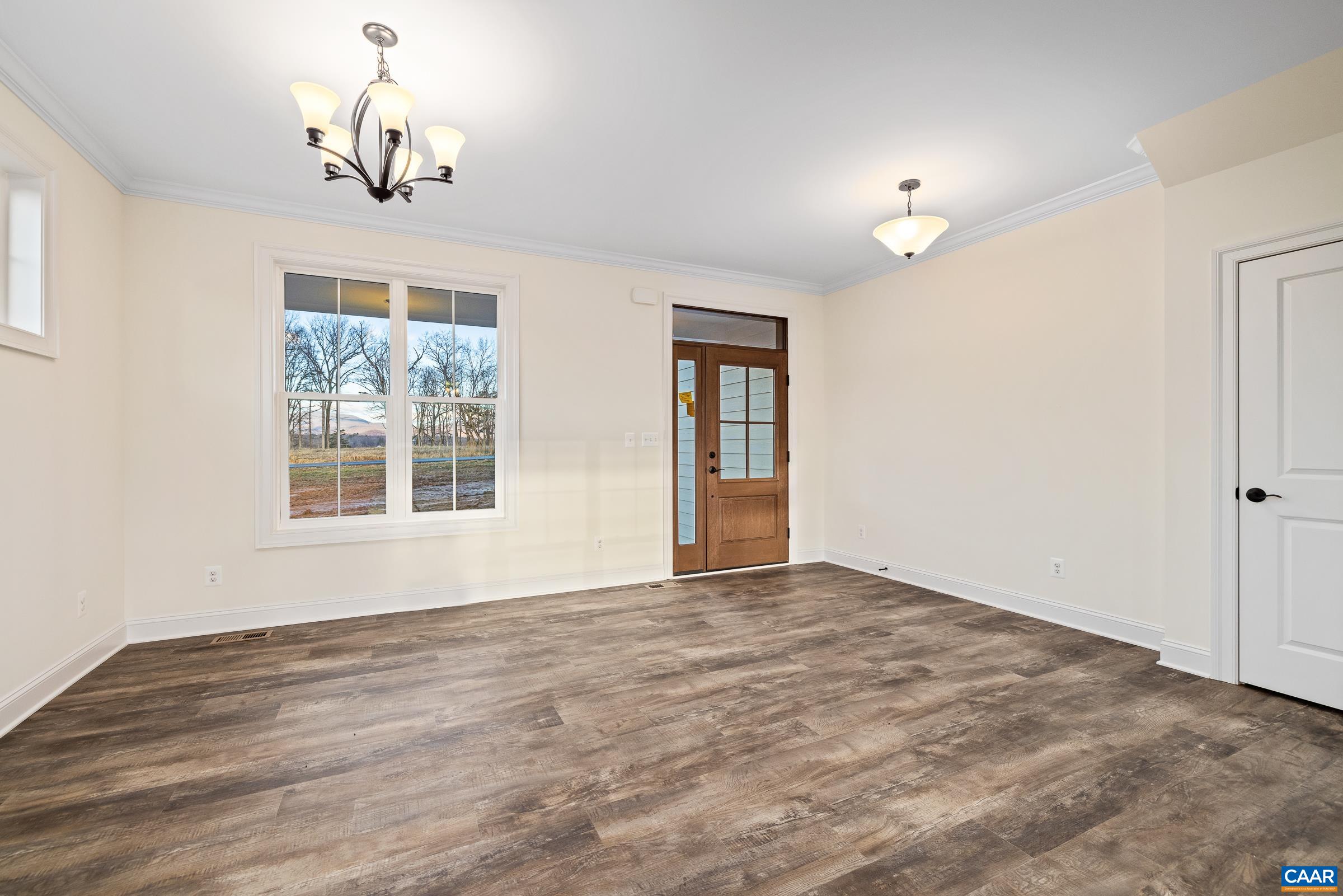 755 VISTA HEIGHTS DR Unit: Lot 8