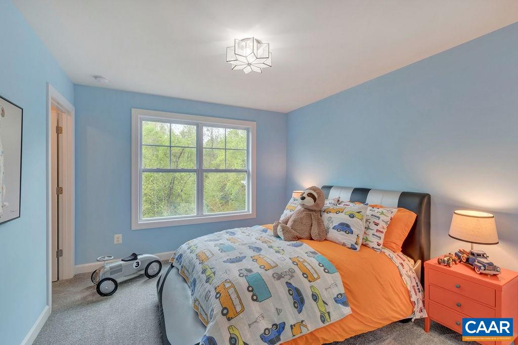3264 THICKET RUN DR