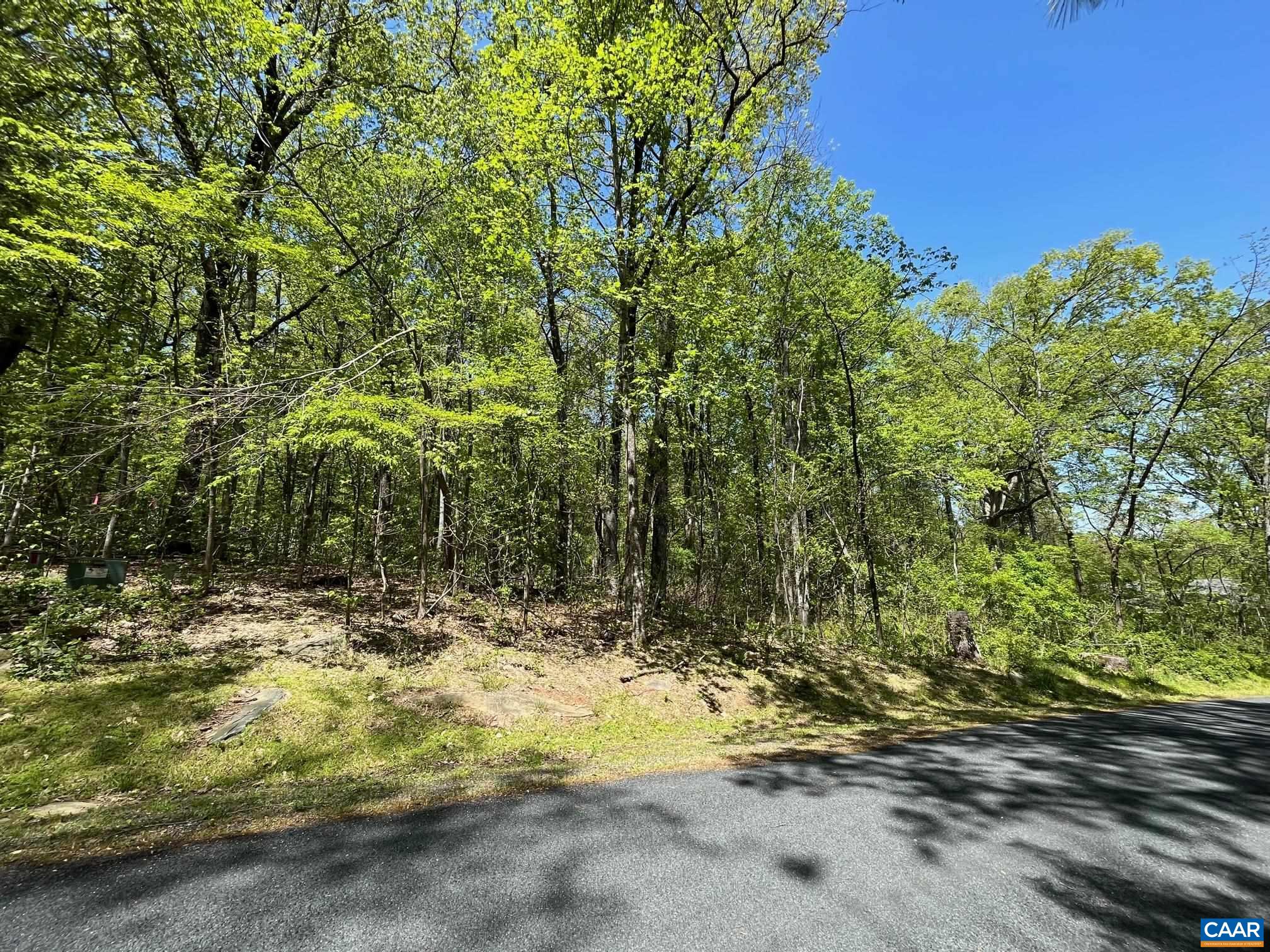 477 FOOTHILLS DR Unit: 4