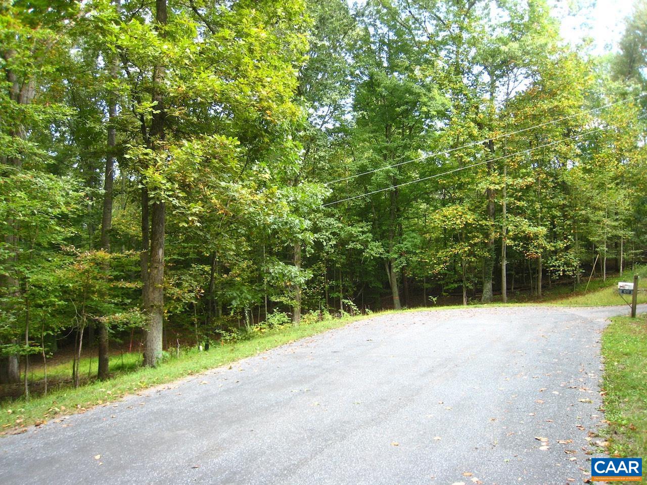 123 IRONWOOD LN
