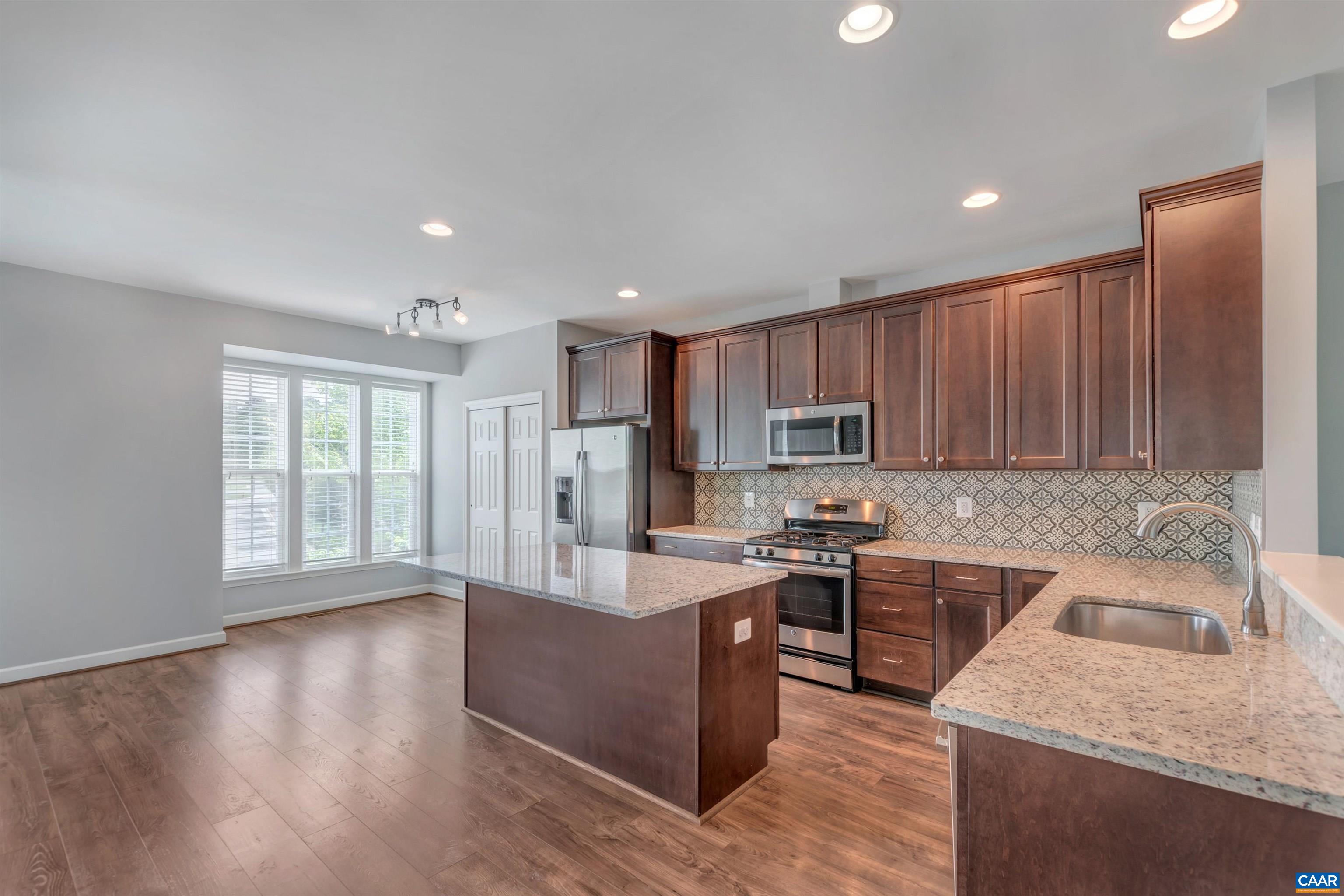 2545 AVEMORE POND RD