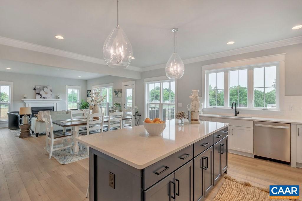 4035 MARIE CURIE CT