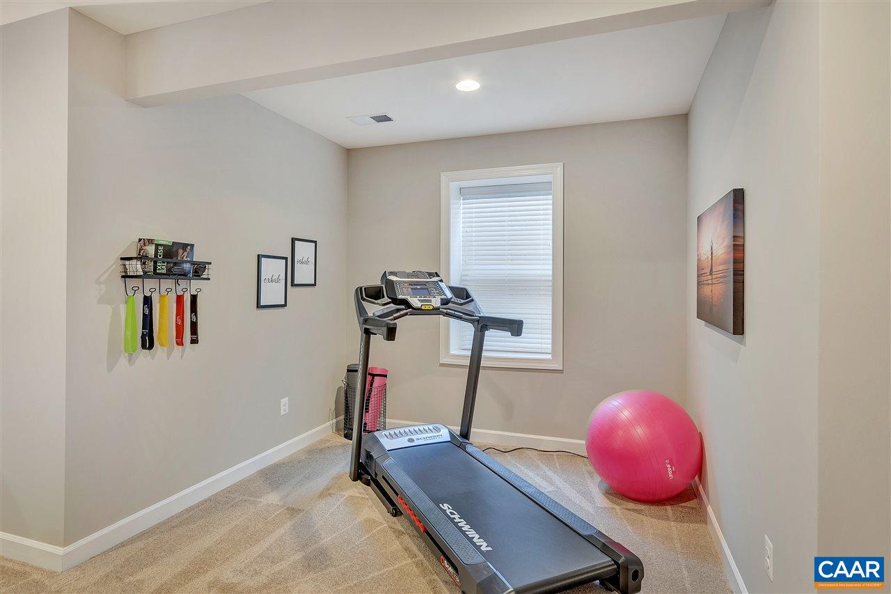 3568 THICKET RUN PL