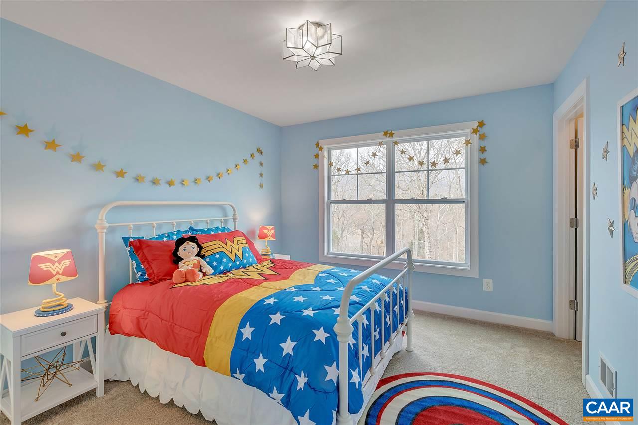 3568 THICKET RUN PL