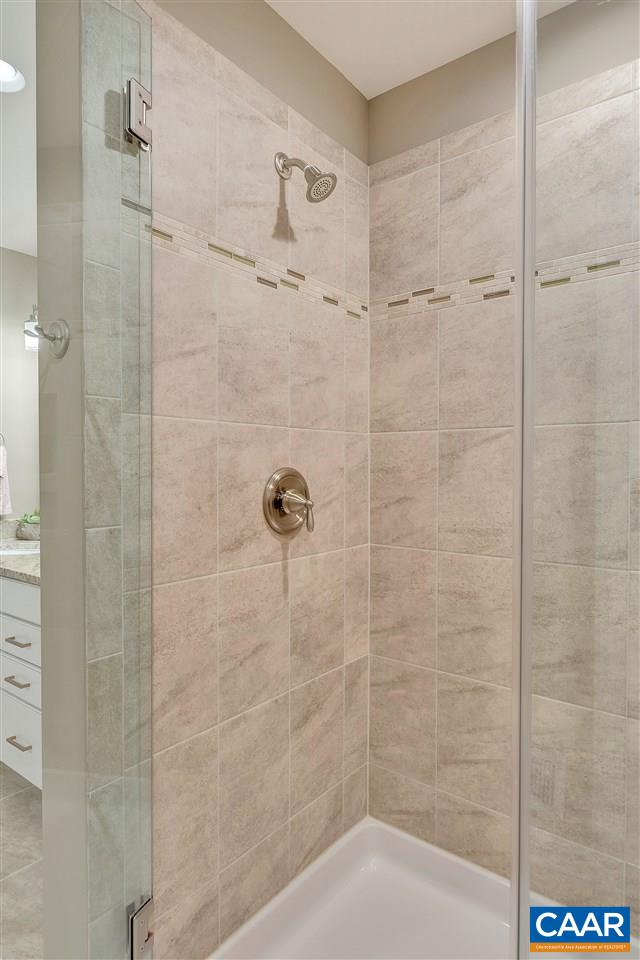 3568 THICKET RUN PL