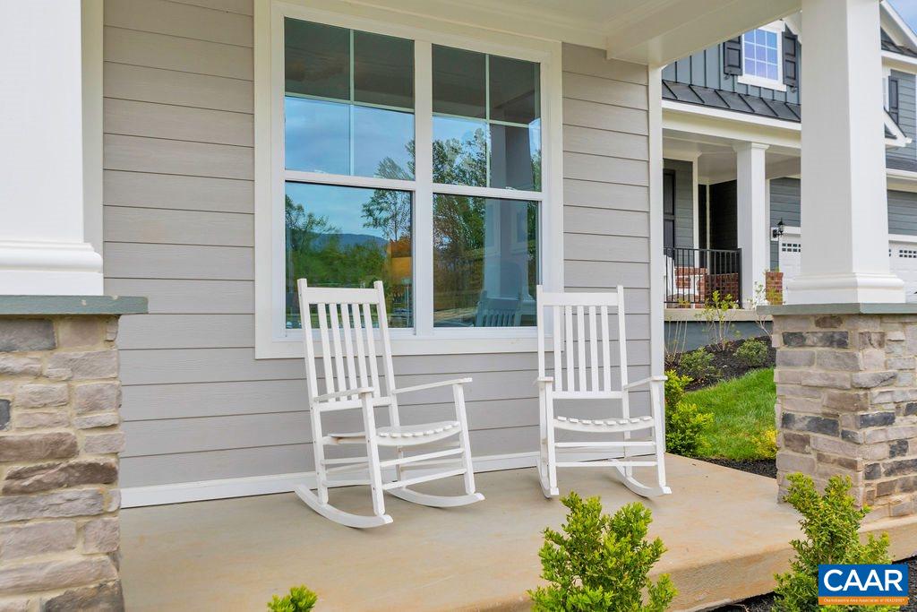 3568 THICKET RUN PL