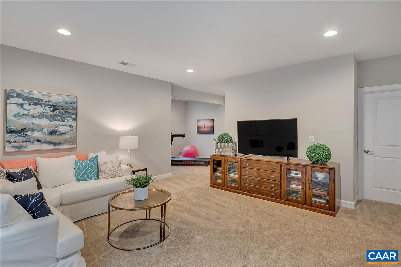 3568 THICKET RUN PL