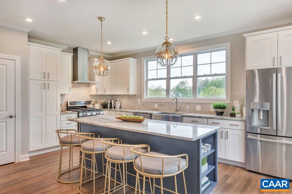 3712 THICKET RUN PL