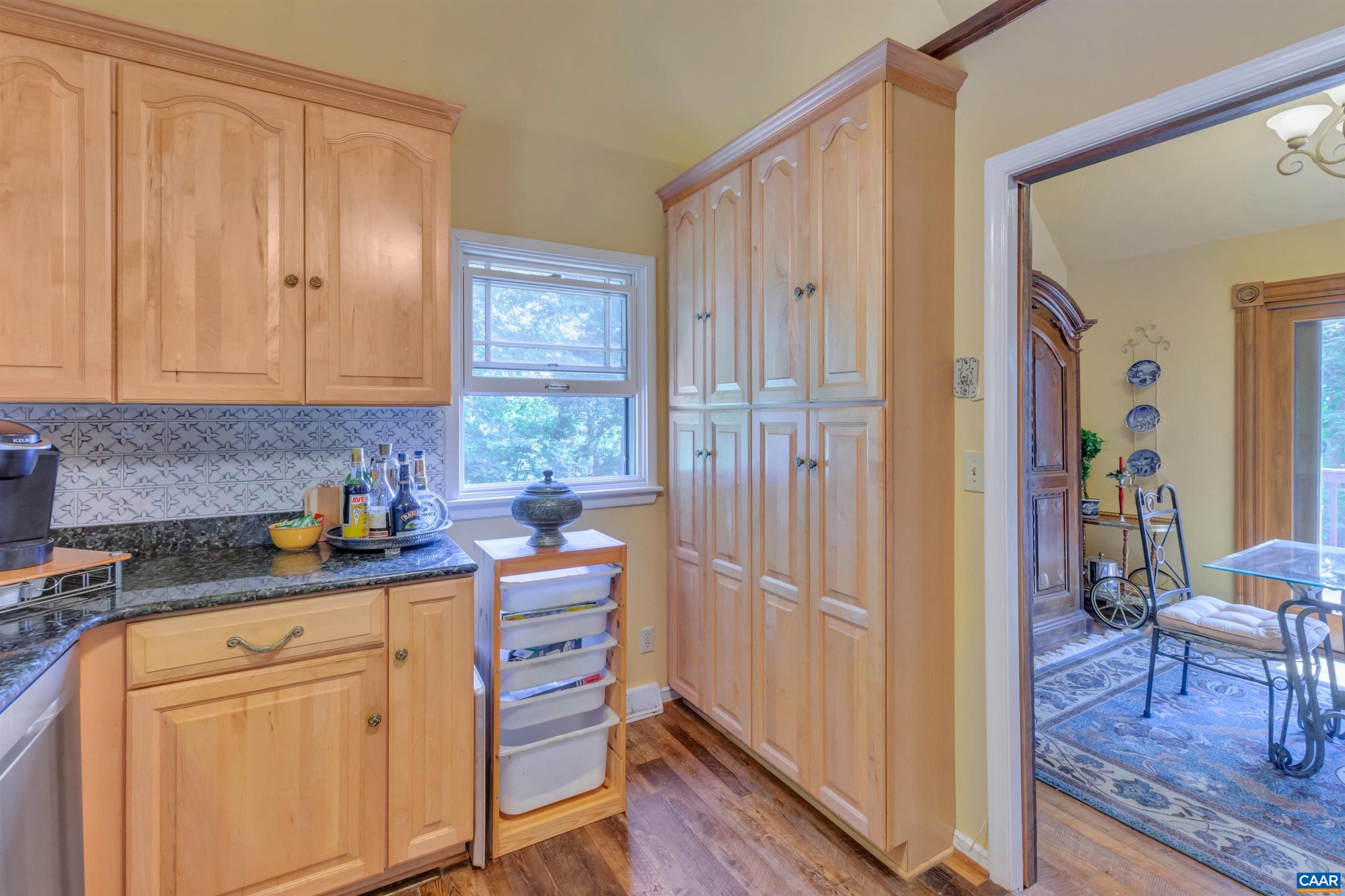 394 PASTUREGATE LN