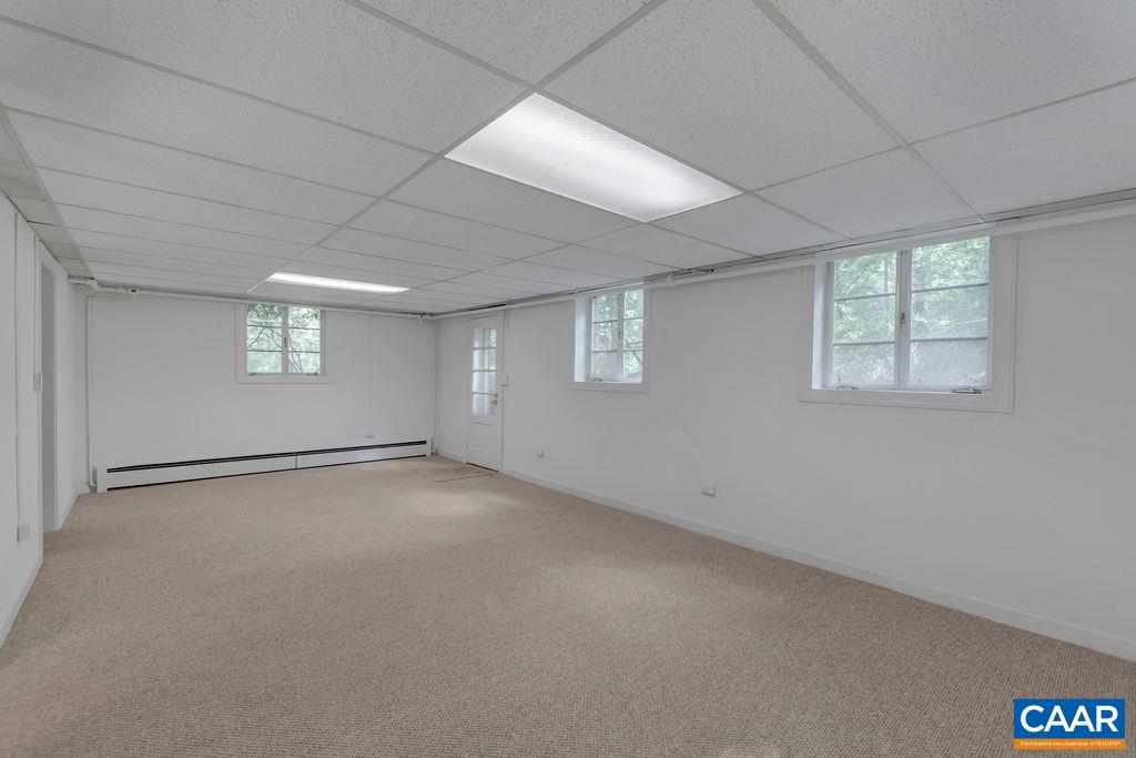1706 YORKTOWN DR