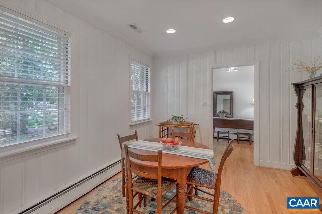 1706 YORKTOWN DR