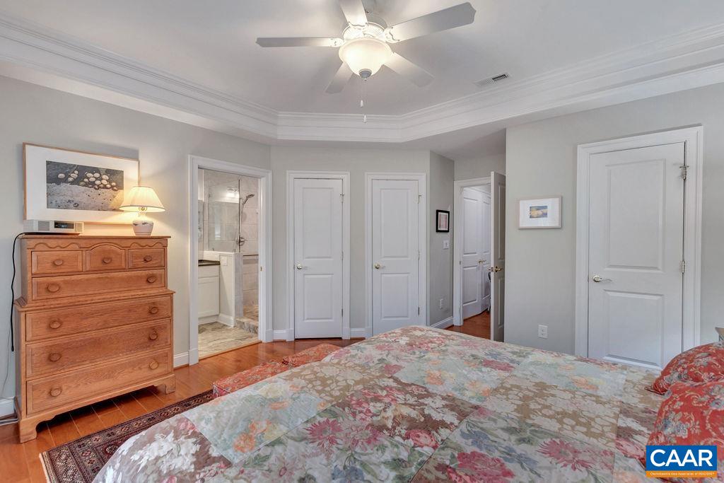 2764 TOWN MEWS LN