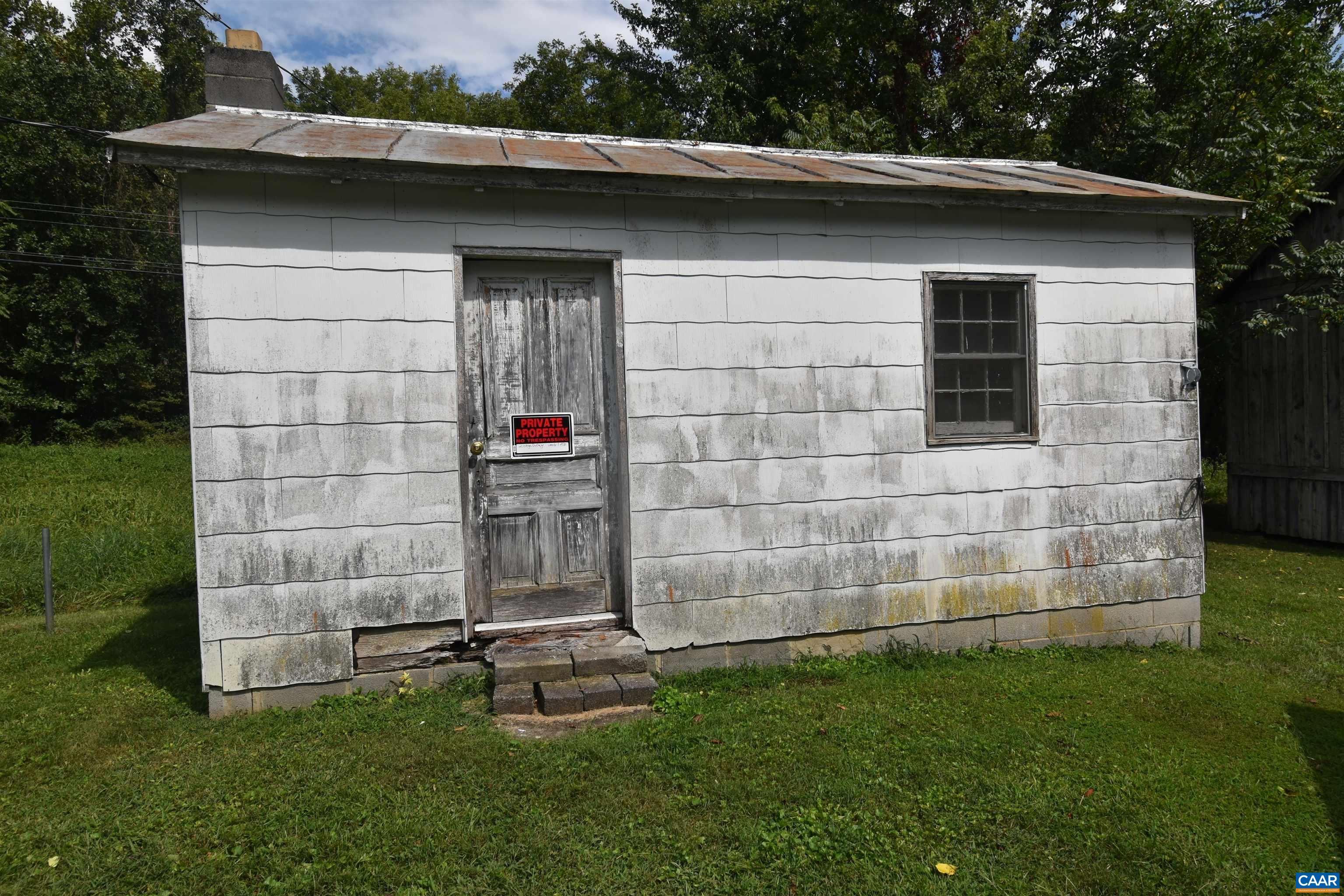 3390 BACON HOLLOW RD