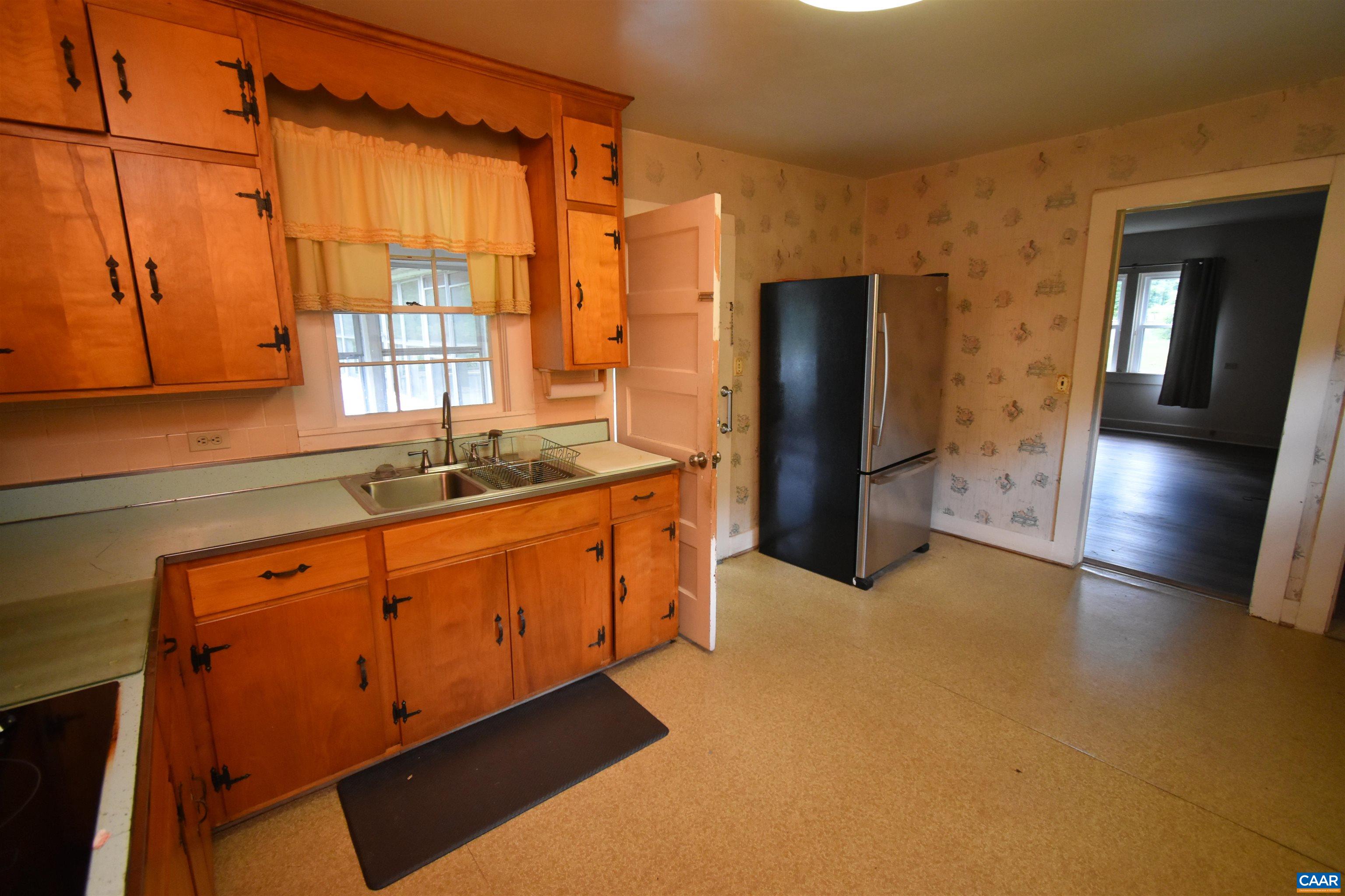 3390 BACON HOLLOW RD