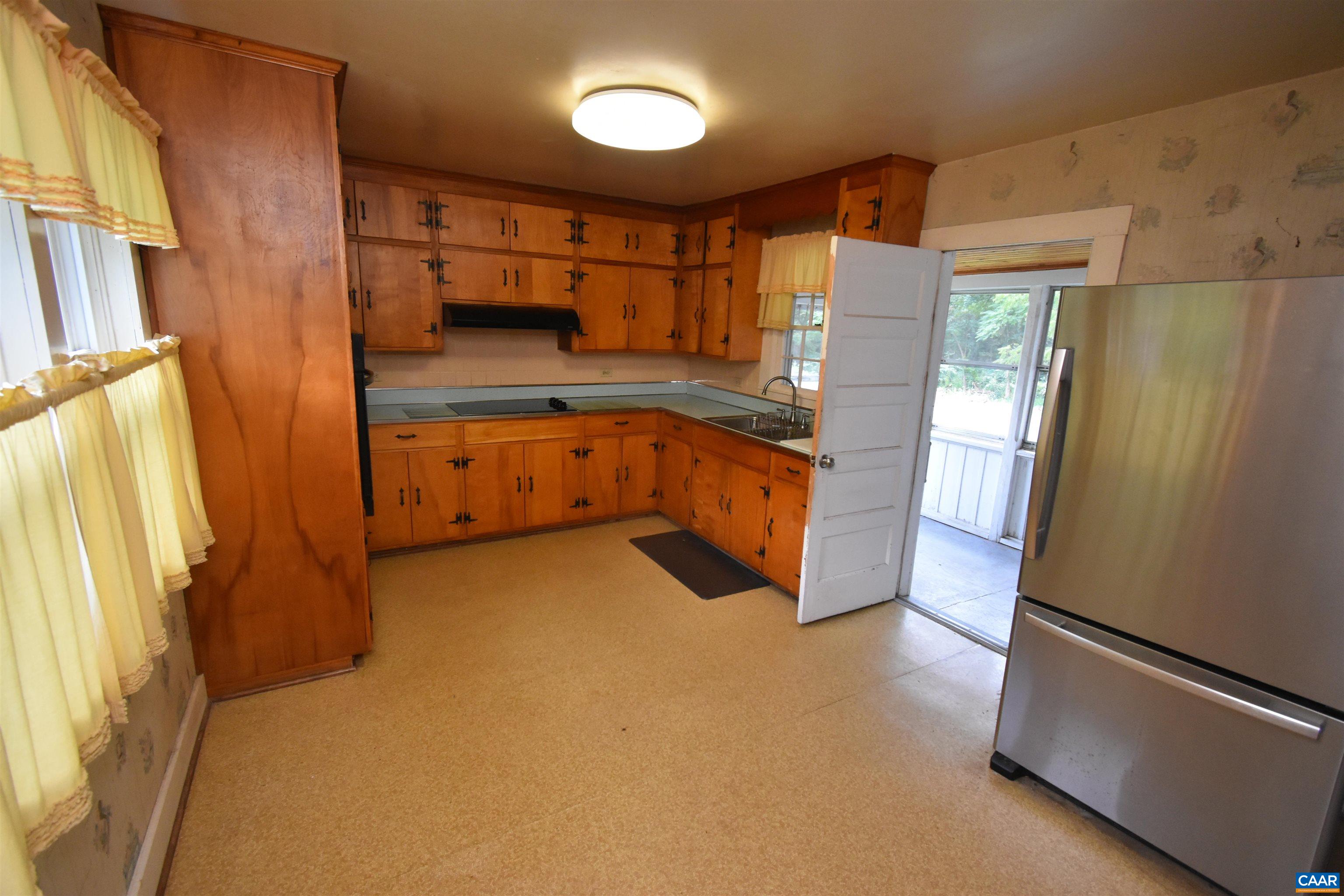 3390 BACON HOLLOW RD