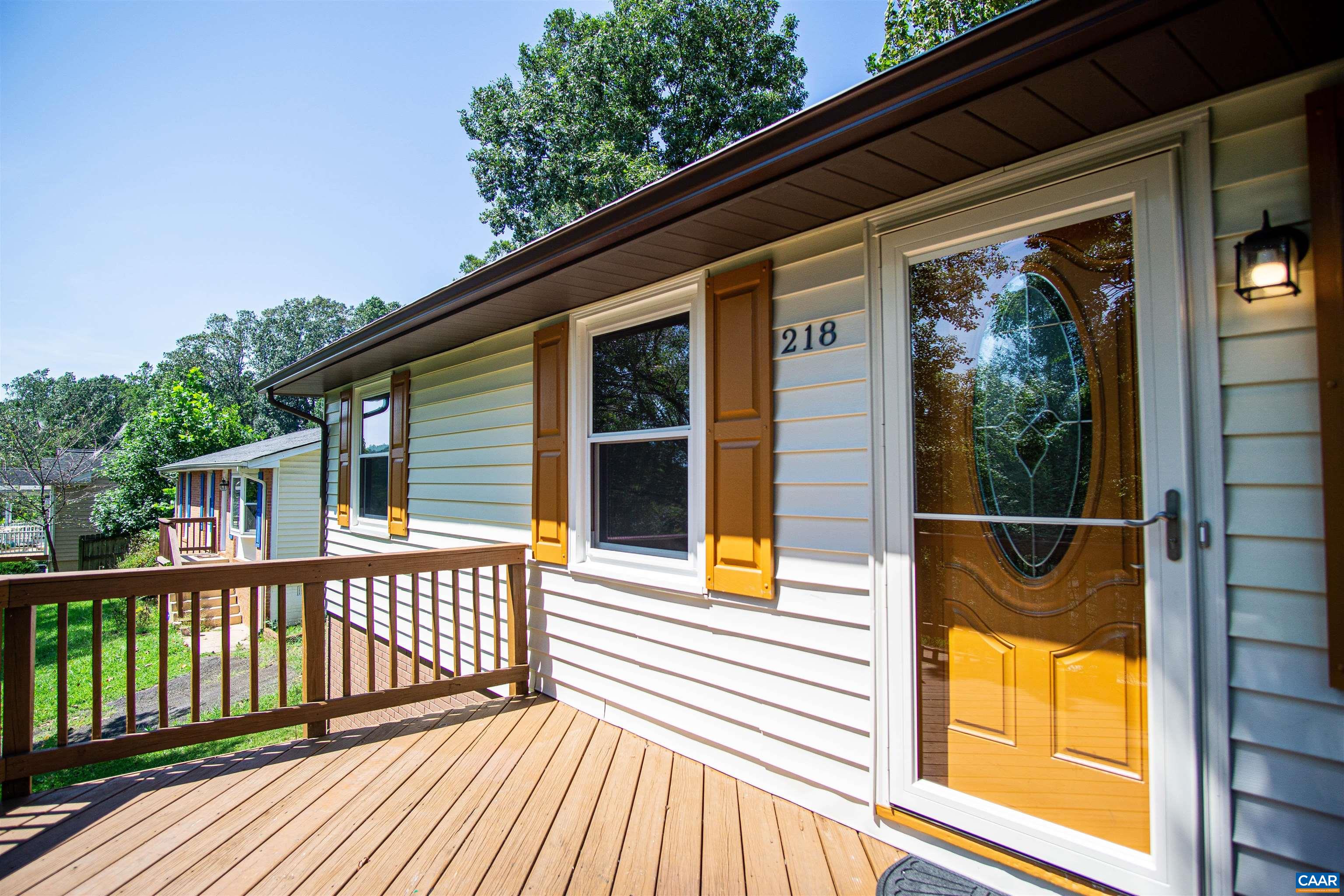218 BARNSDALE RD