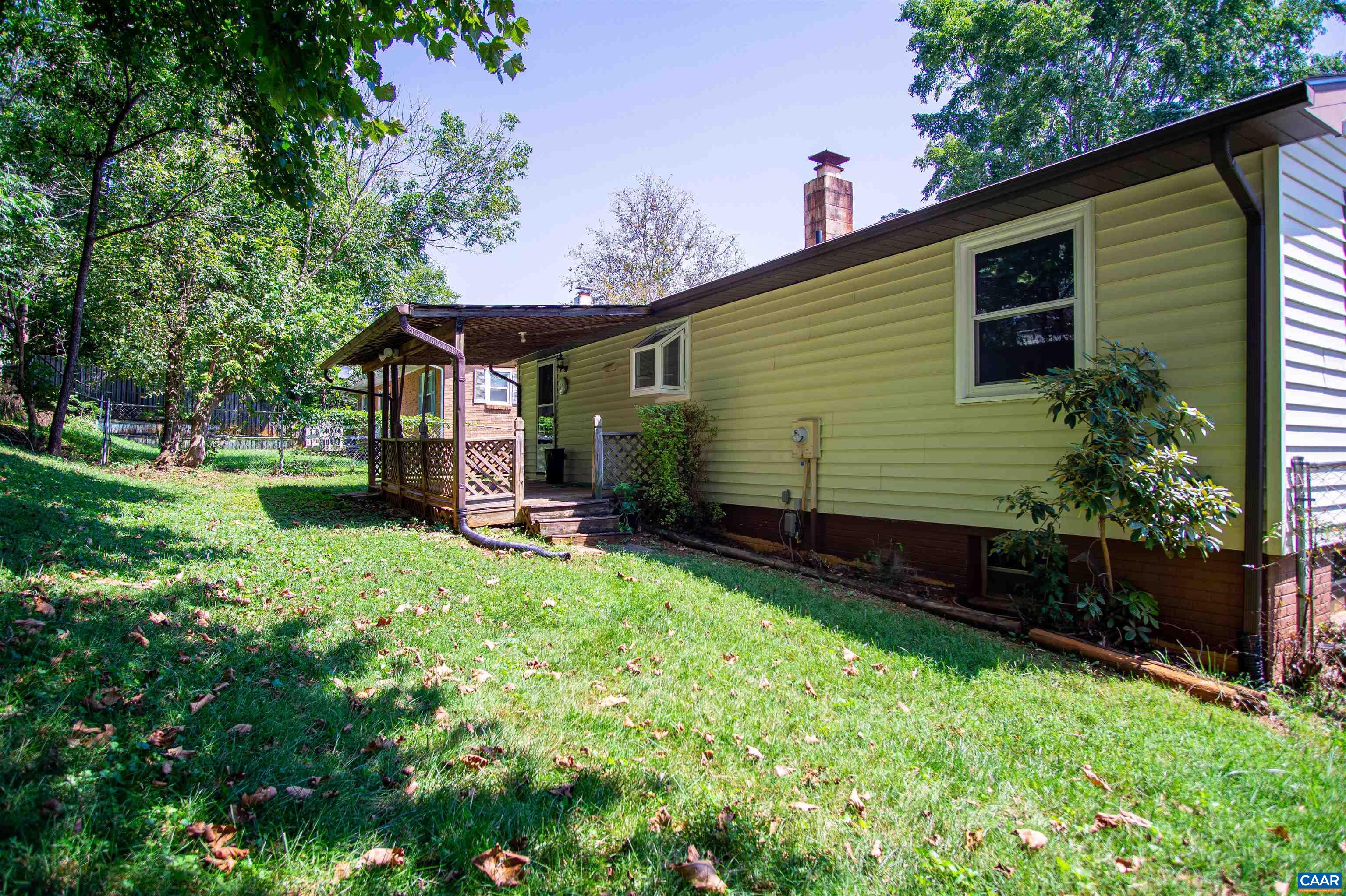 218 BARNSDALE RD