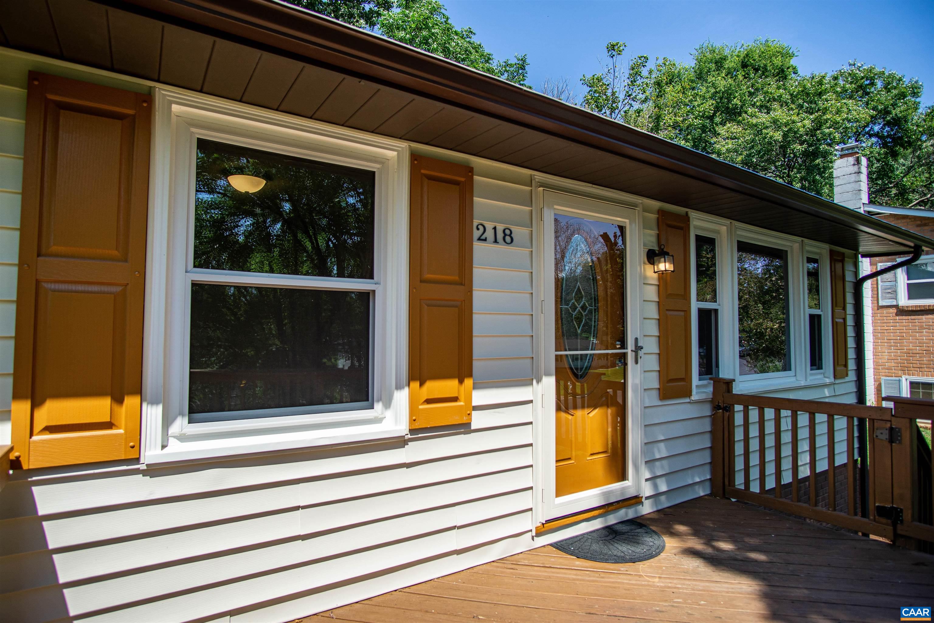 218 BARNSDALE RD