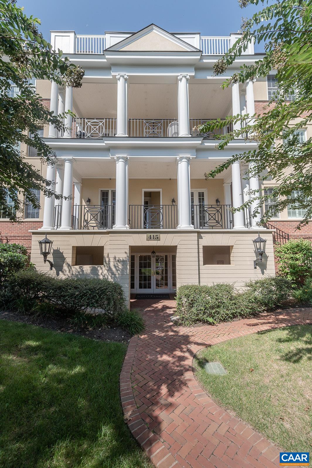 415 WHITE GABLES LN Unit: 101