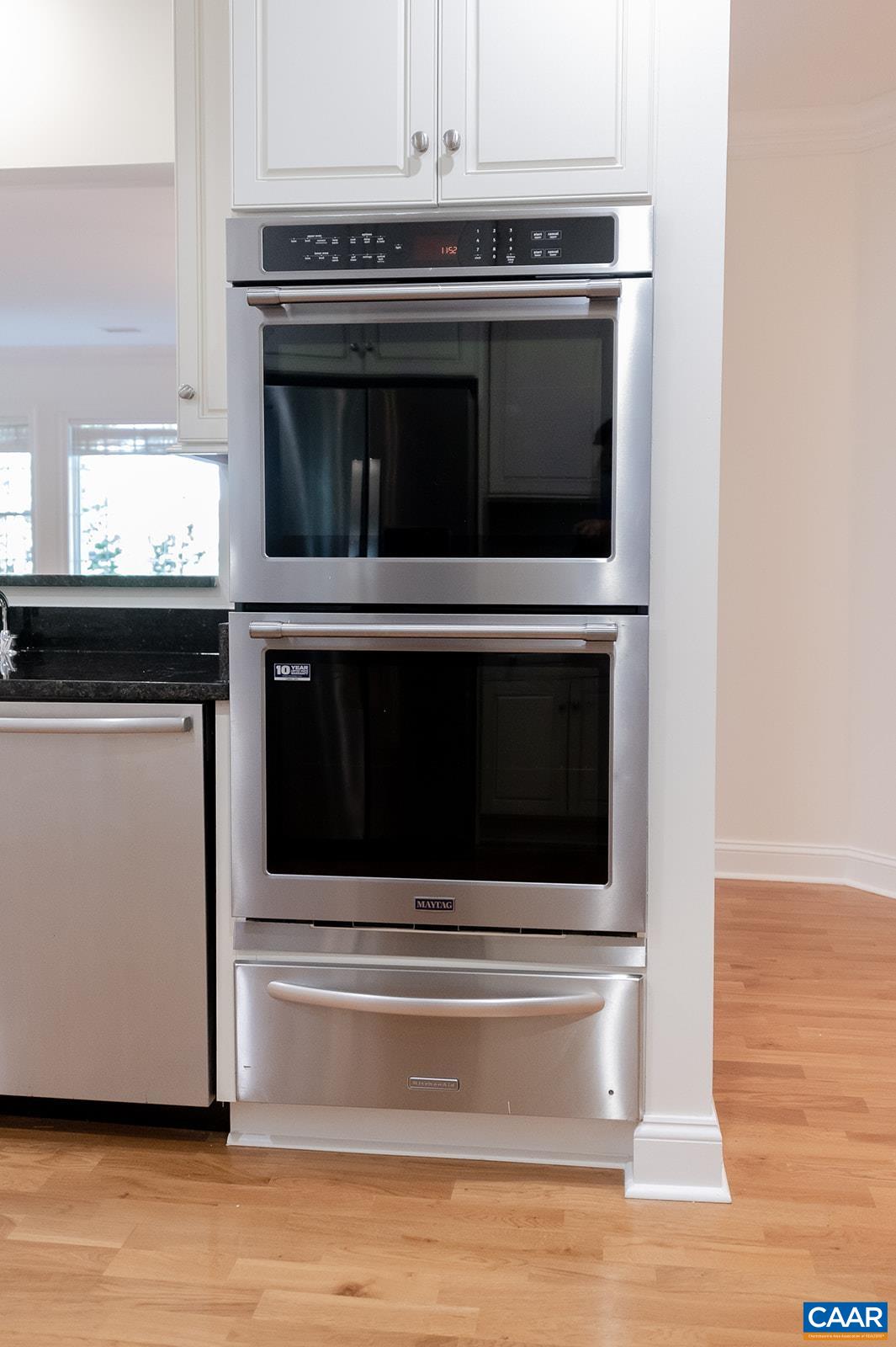 415 WHITE GABLES LN Unit: 101