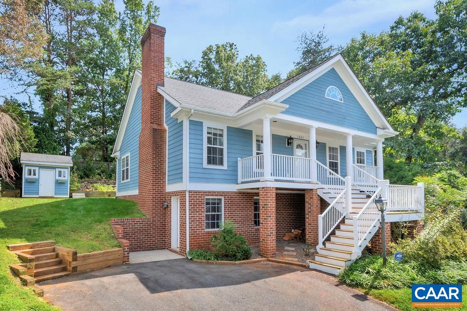 1001 HAYRAKE LN
