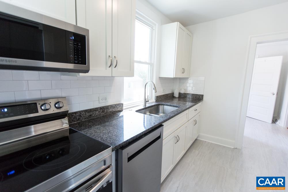 430 NW 11TH ST
