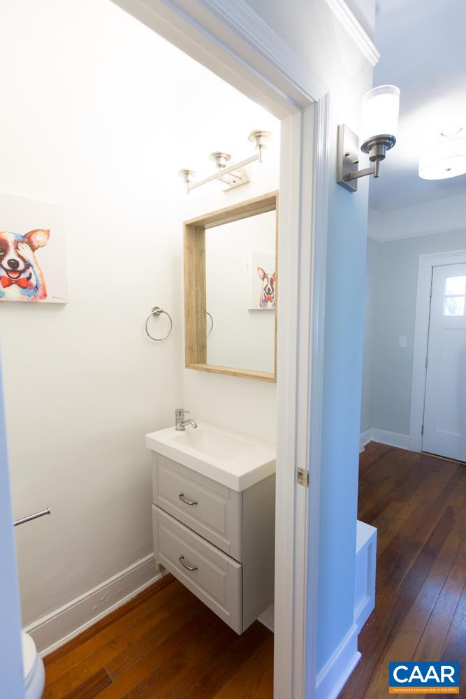 430 NW 11TH ST