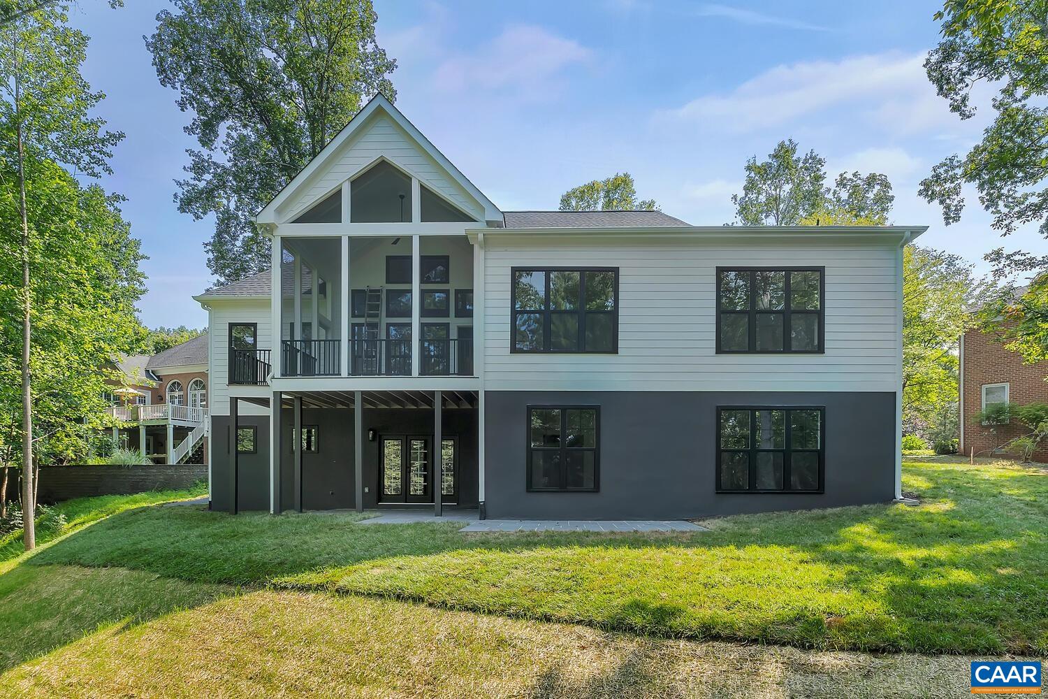 1408 QUEENSCROFT