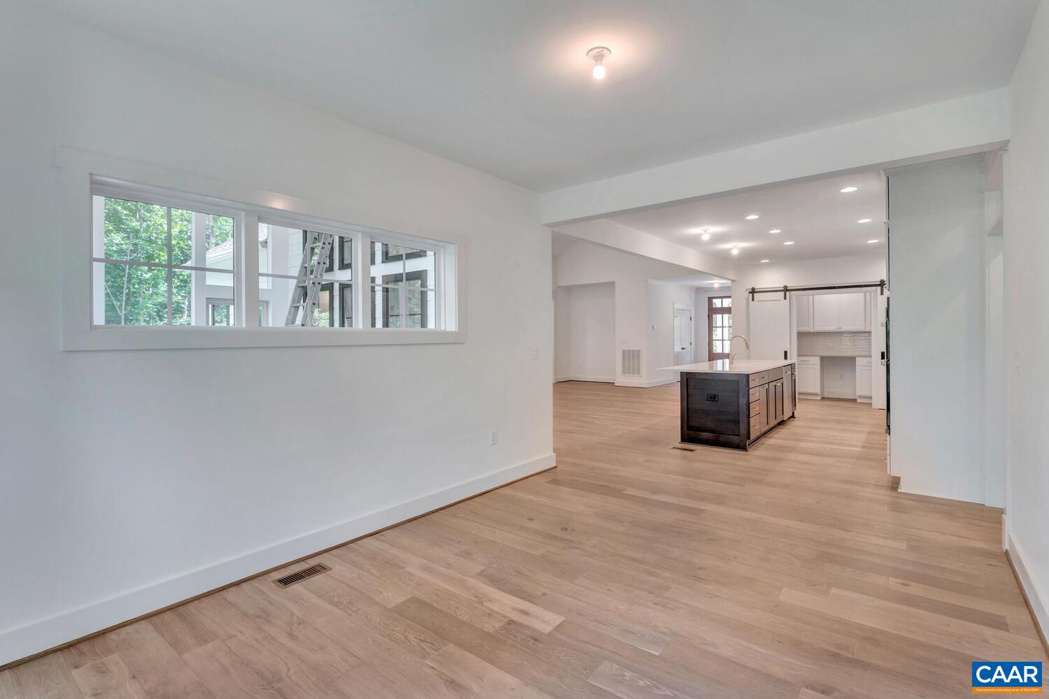1408 QUEENSCROFT