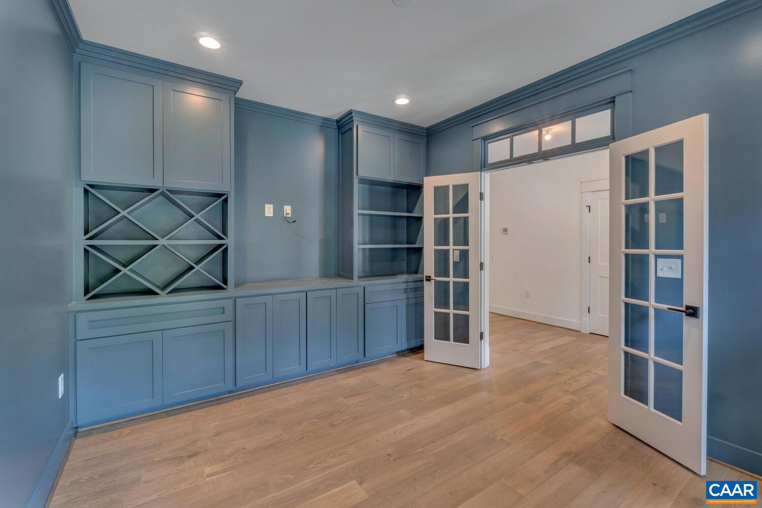 1408 QUEENSCROFT