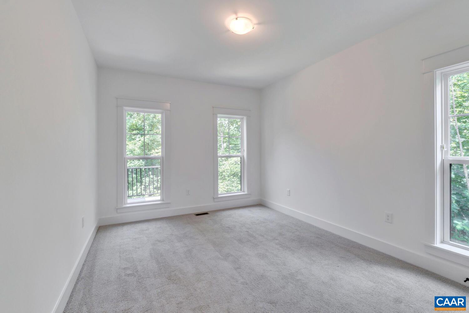 1408 QUEENSCROFT