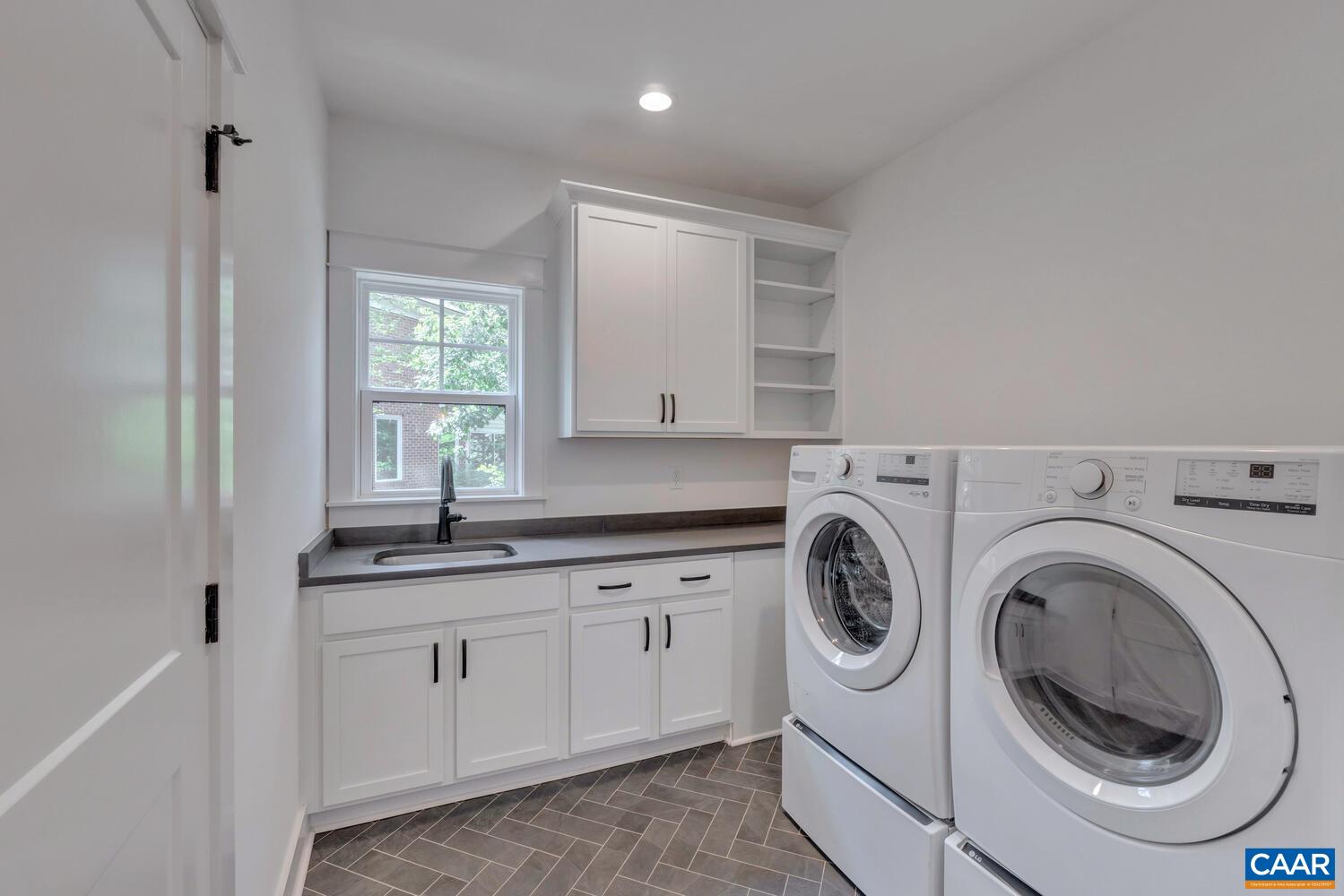 1408 QUEENSCROFT