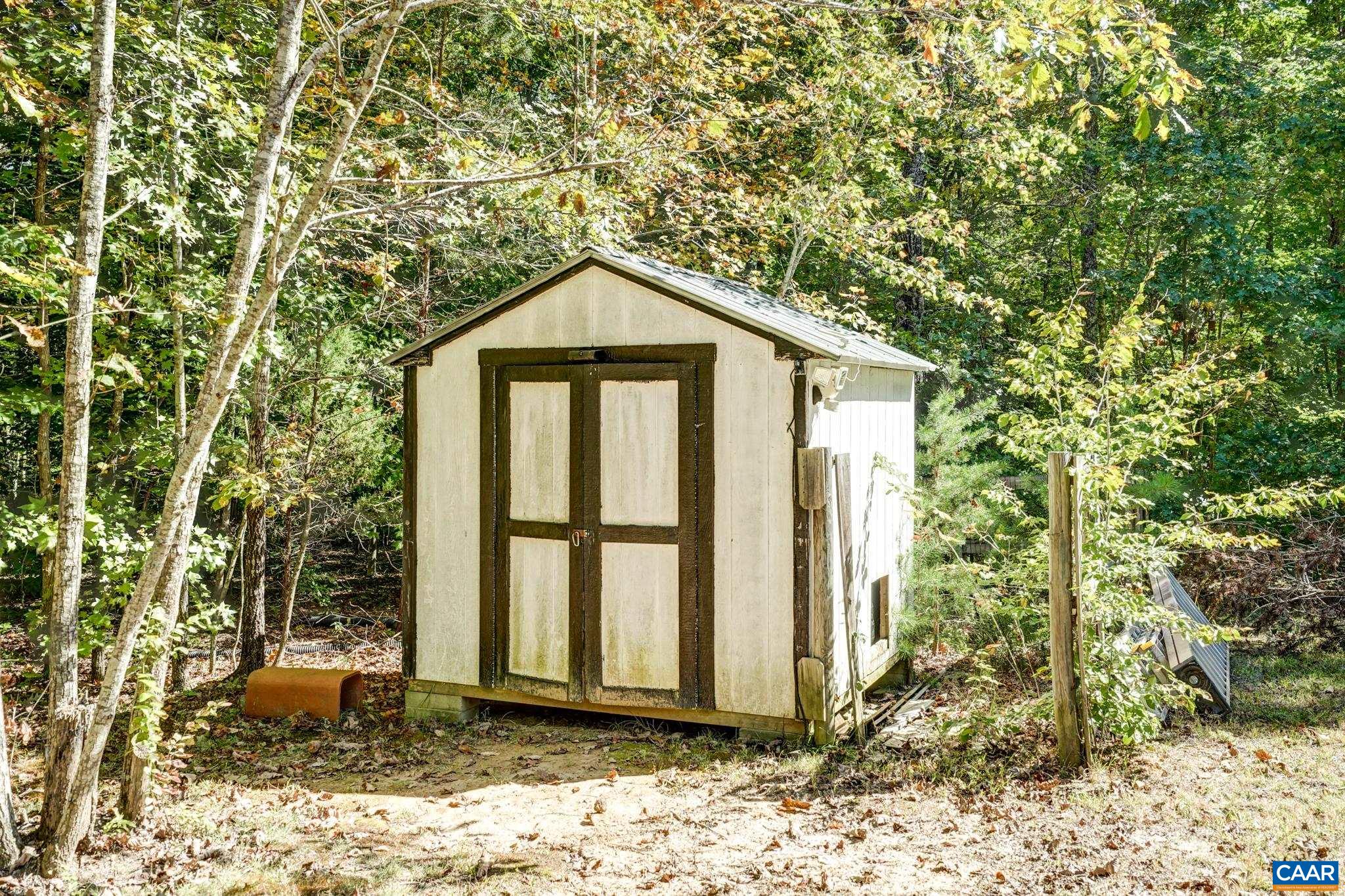 146 SHANNON GLEN DR