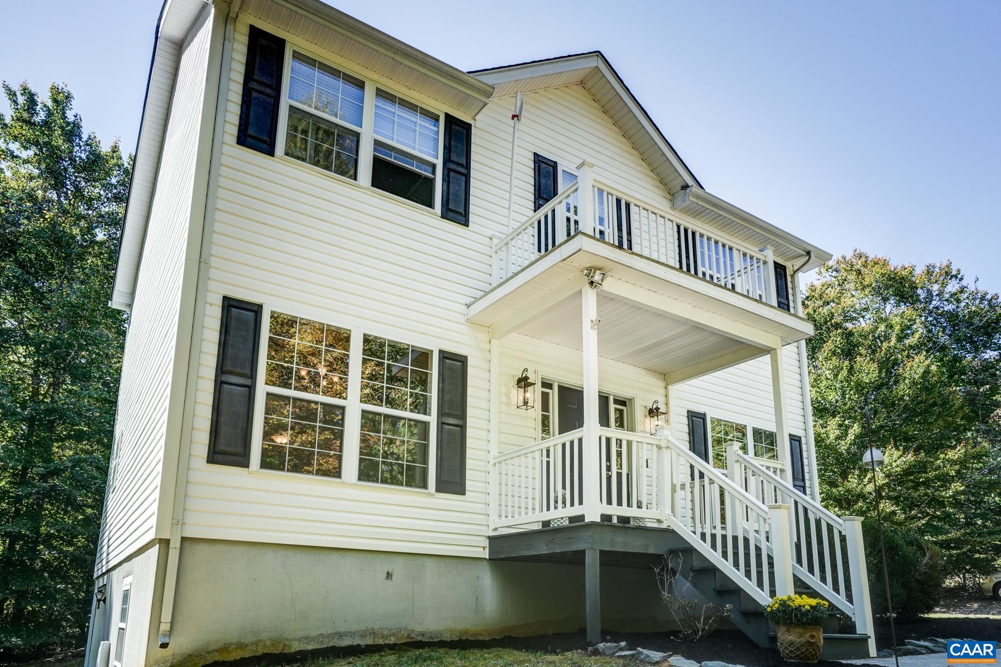 146 SHANNON GLEN DR