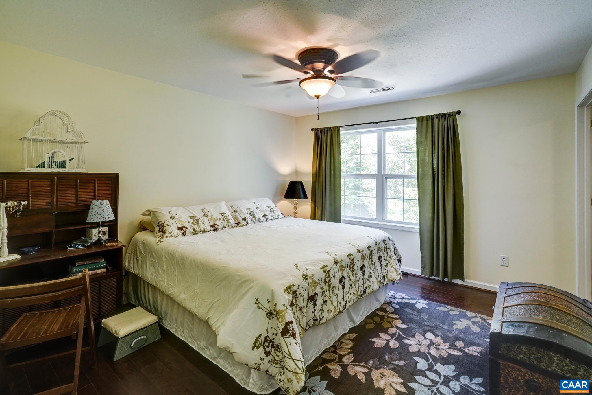 146 SHANNON GLEN DR