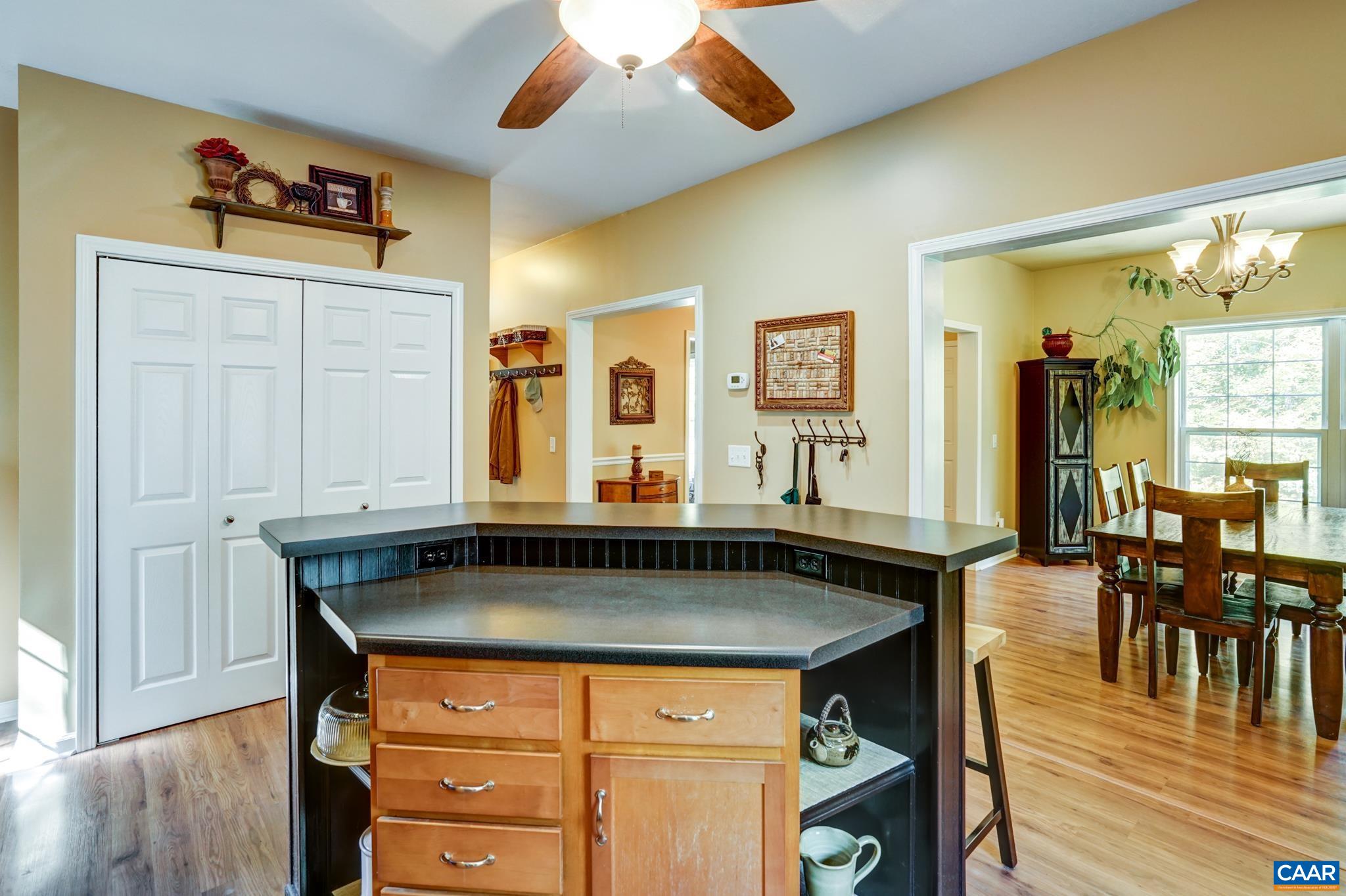 146 SHANNON GLEN DR