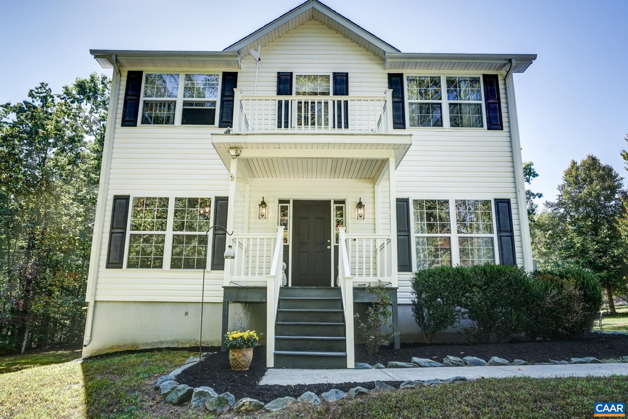 146 SHANNON GLEN DR
