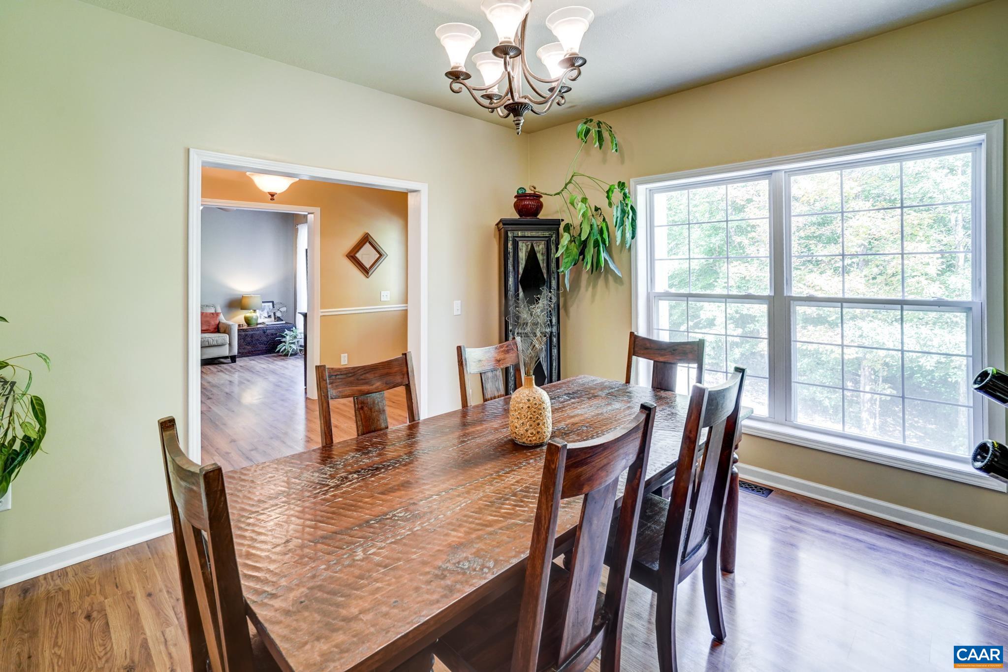 146 SHANNON GLEN DR