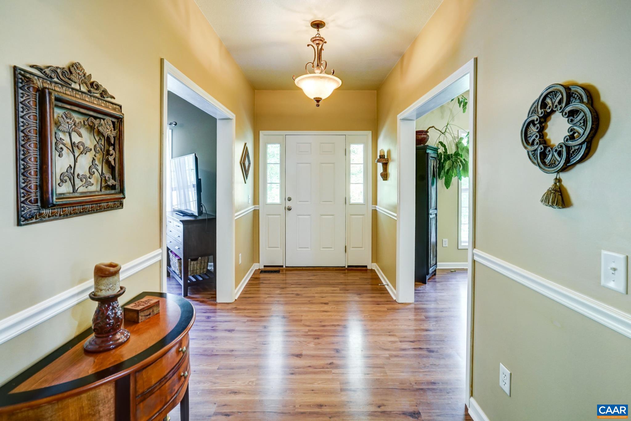 146 SHANNON GLEN DR